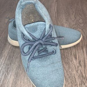 Allbirds wool runners size 8